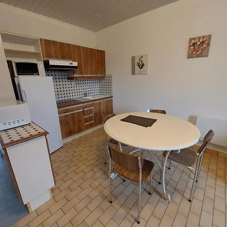 Hotel Locations Les Courreges