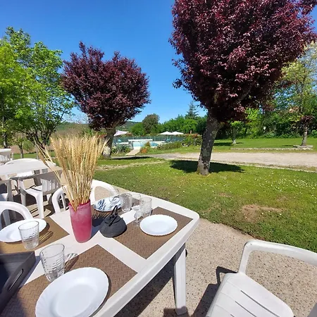 Locations Les Courreges 3*